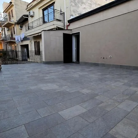 Zabaria - Con Terrazzo Tra Palermo E Cefalu Apartman *